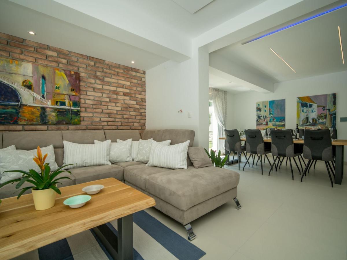 Holiday Home Andela By Interhome Dobrinj المظهر الخارجي الصورة